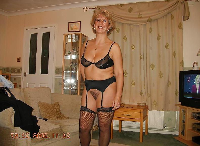 25P Hairy Moms And Grandmas 37