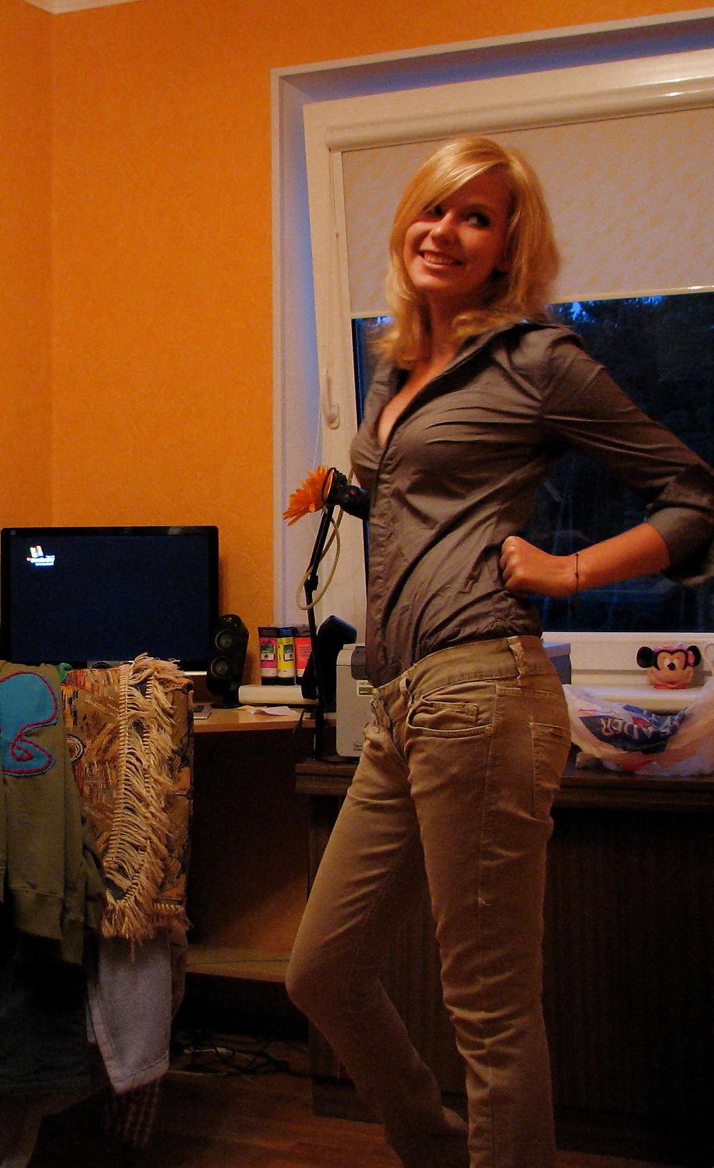 25P My fave grey shirt