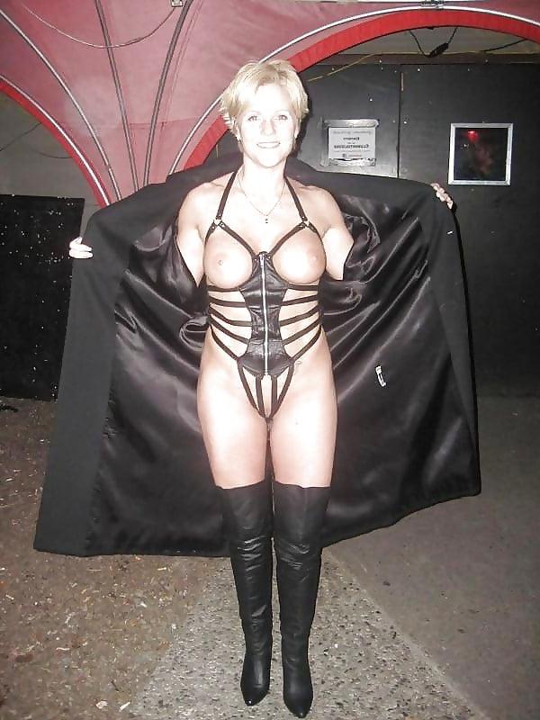 25P Leather and Latex Mix 18
