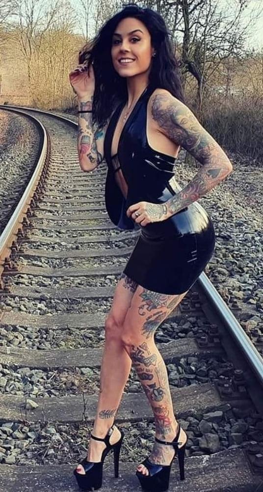 25P Latex amateur and selfie 106