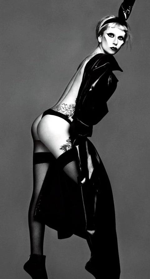 25P CELEBS RUDE AND NUDE QUIZ -13 (SG)