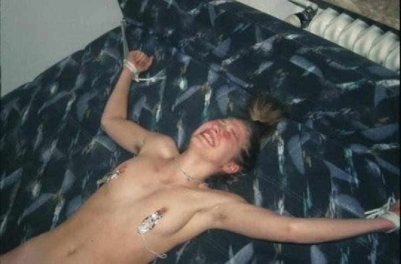 15P Amateur Women BDSM 69