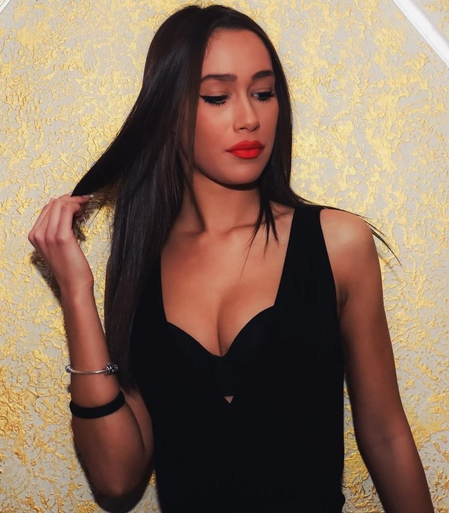 20P Girls partying in club - Paris #88