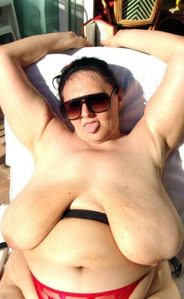 25P Saggy tits 7