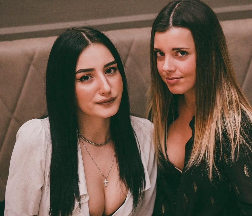 20P Girls partying in club - Paris #89