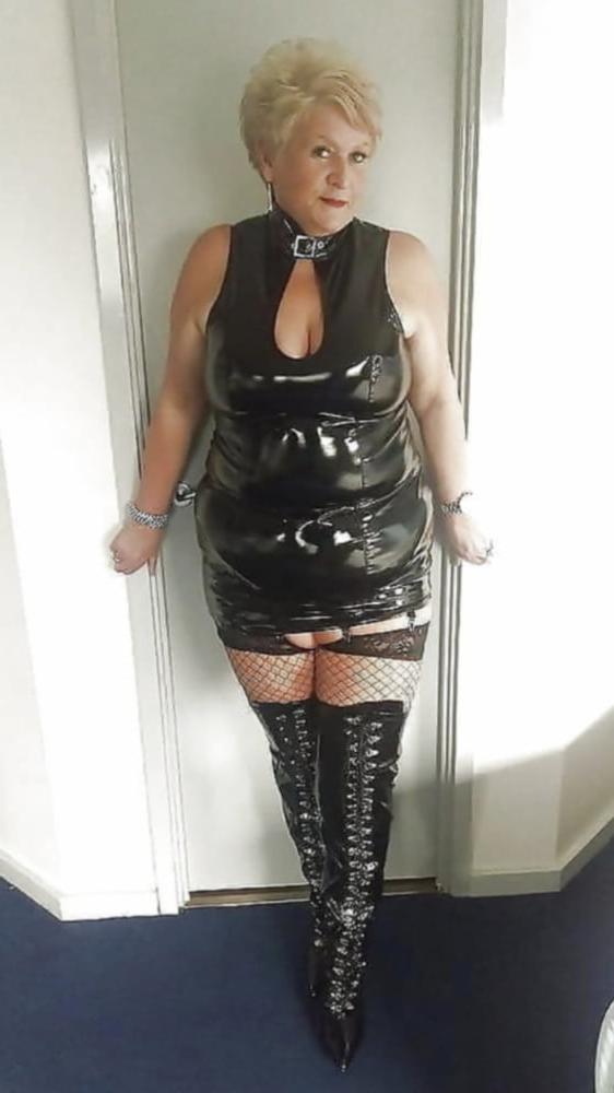 25P Fishnet Hall of Fame Vol 52
