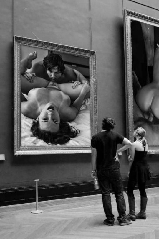 25P black and white