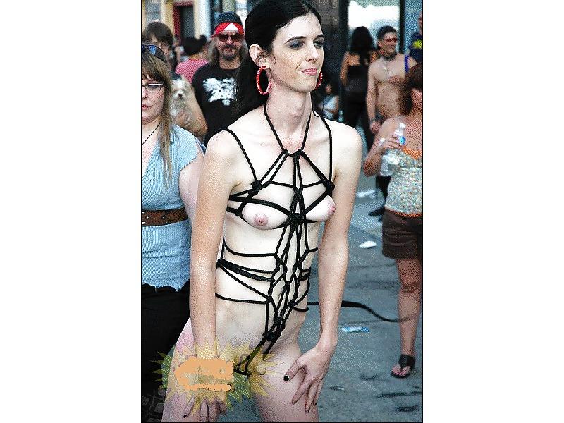 25P Public nudity & BDSM