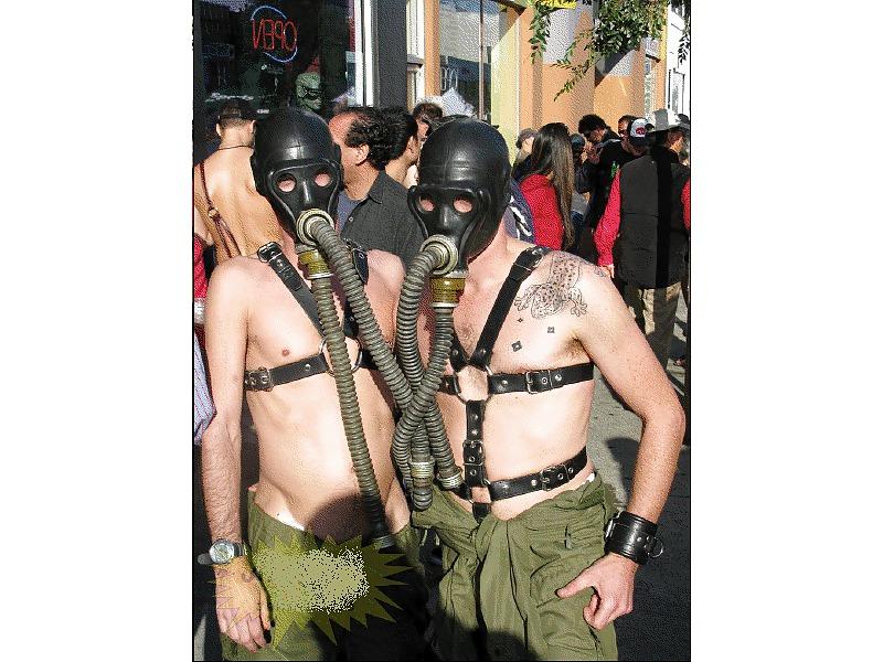 25P Public nudity & BDSM