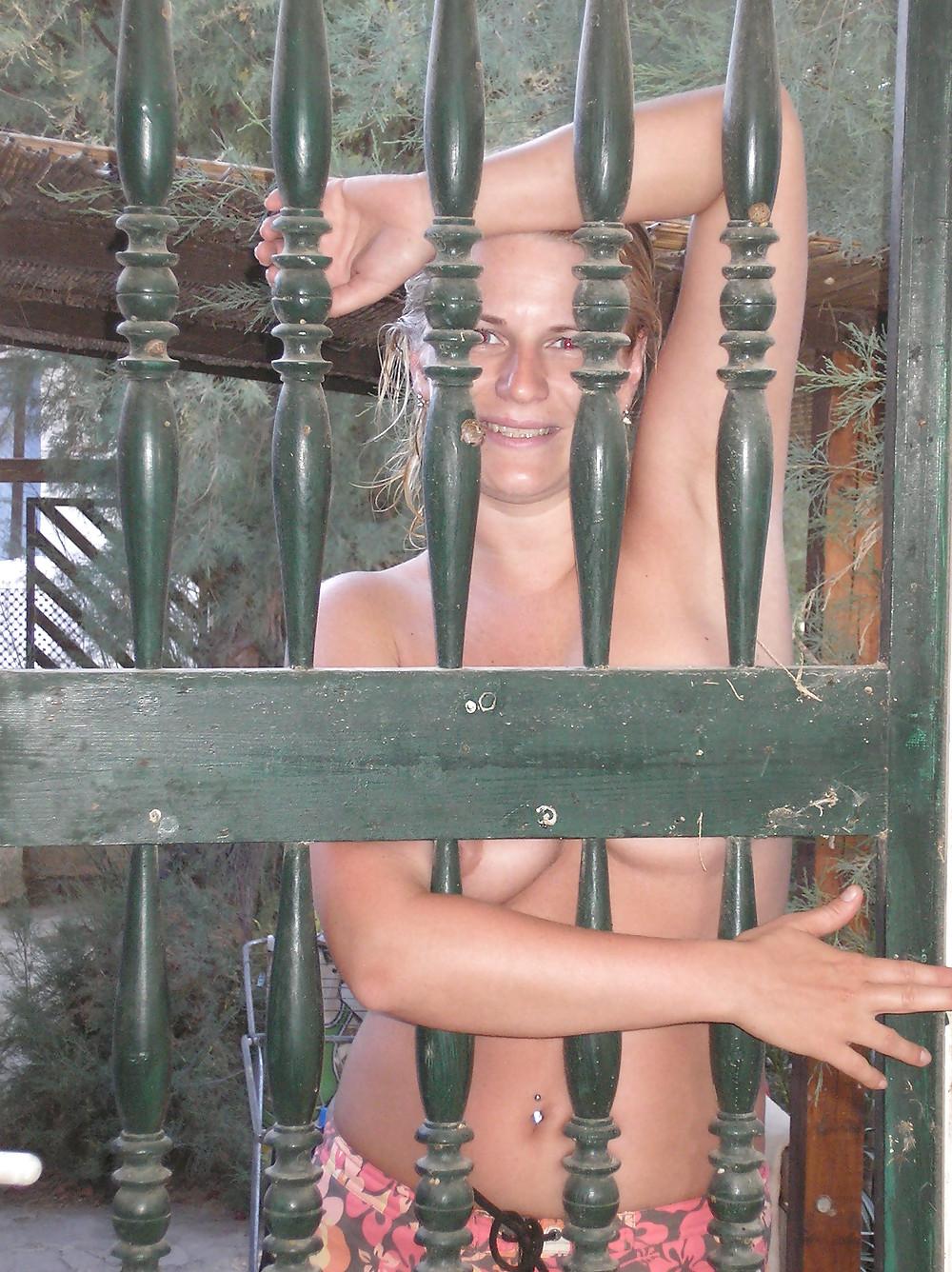 25P WET WIFE