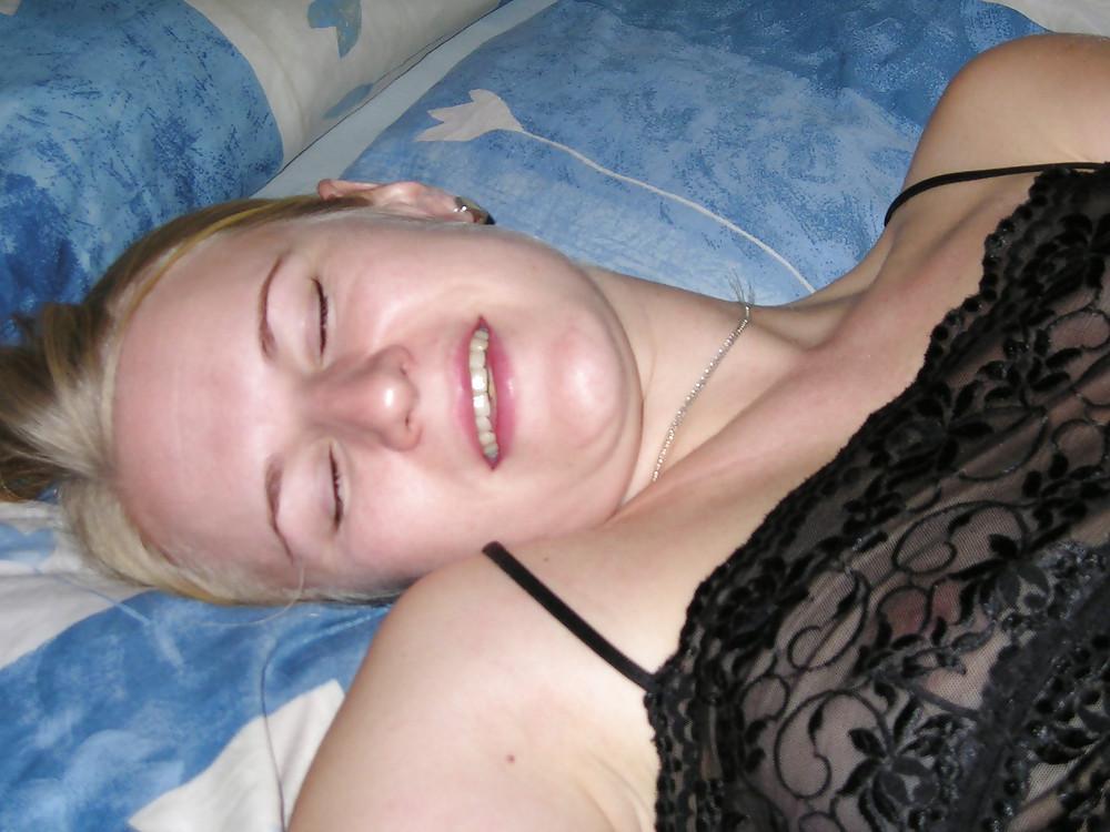 25P WET WIFE