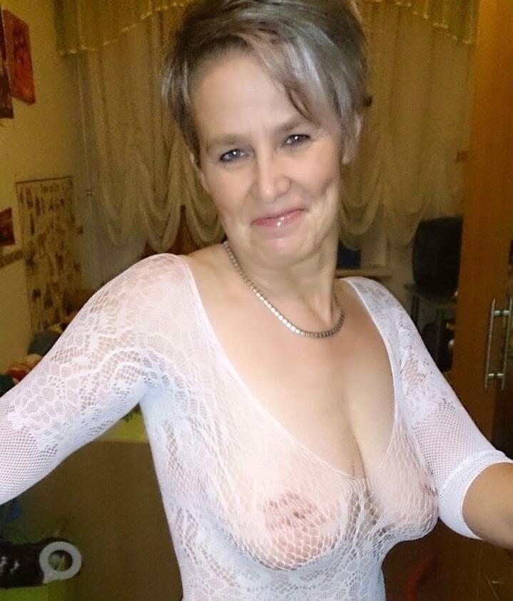 25P Saturdays Soft Saggy Tits 39