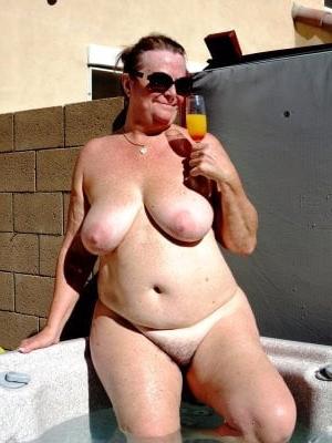 25P White BBWs 2
