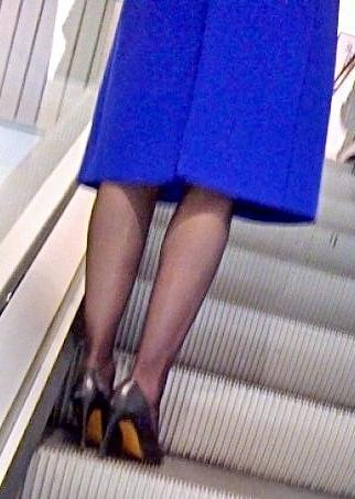 10P Nylon and Heels in the City 13