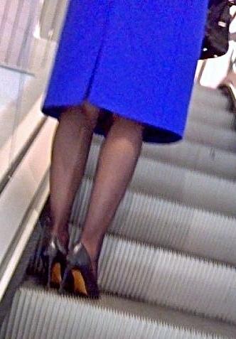 10P Nylon and Heels in the City 13