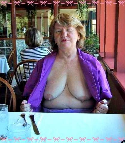 24P SAGGY TITS