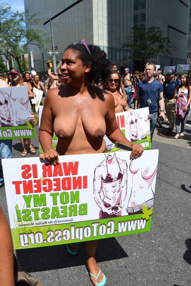 24P SAGGY TITS