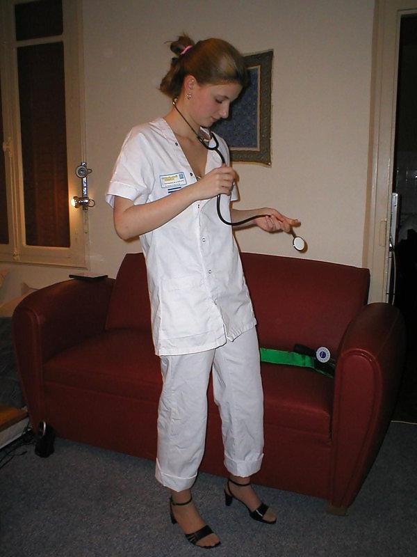 25P Brunette nurse