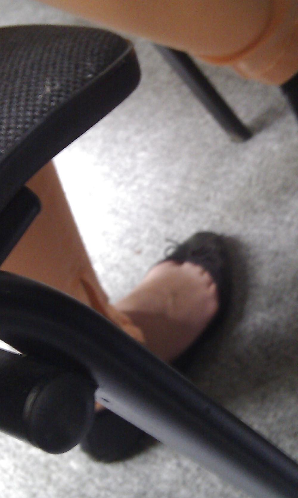 8P Sexy feet&ballerinas in school