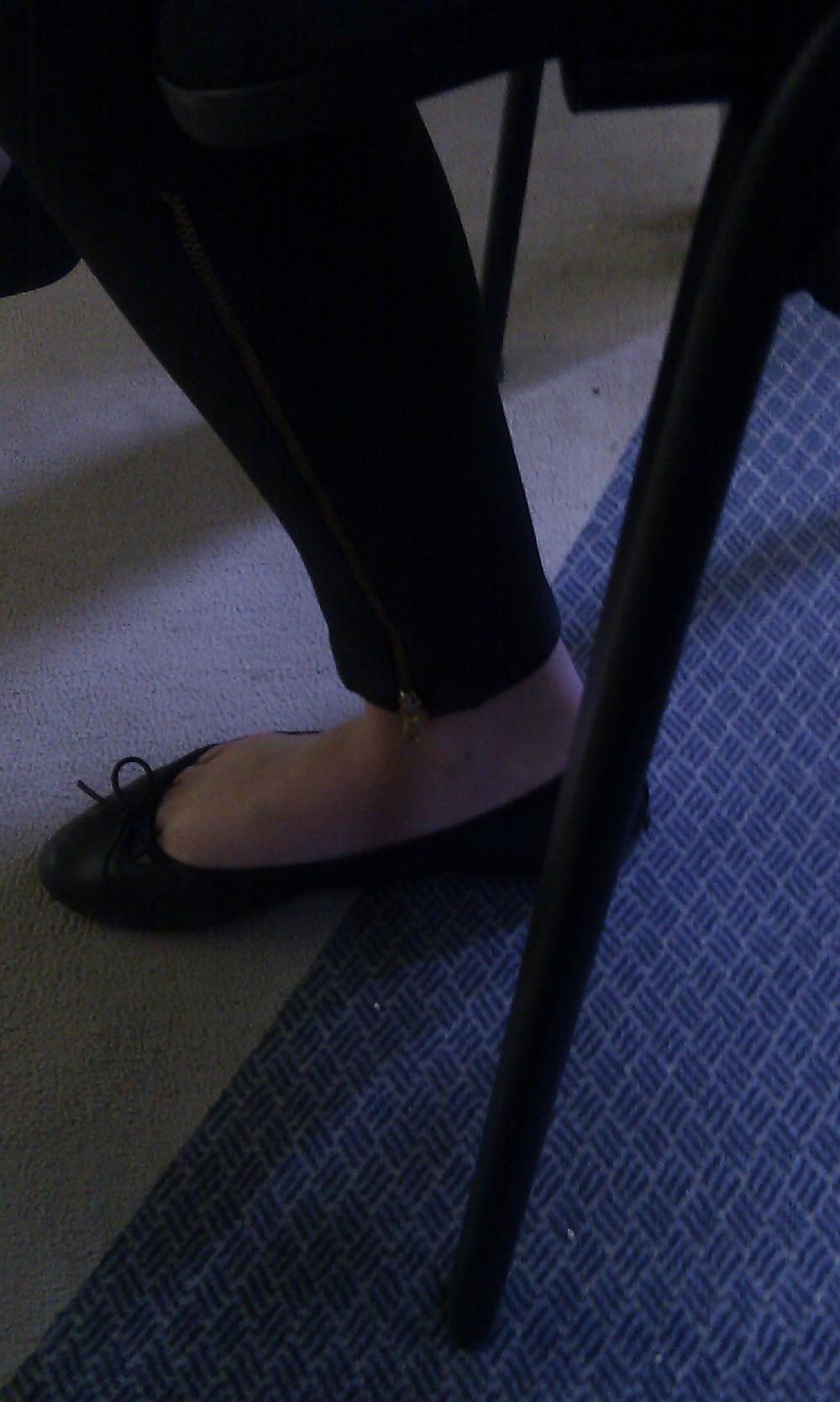 8P Sexy feet&ballerinas in school