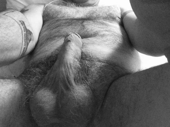 25P Black and White