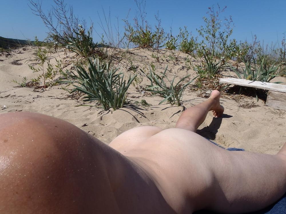 8P Bulgarian beach