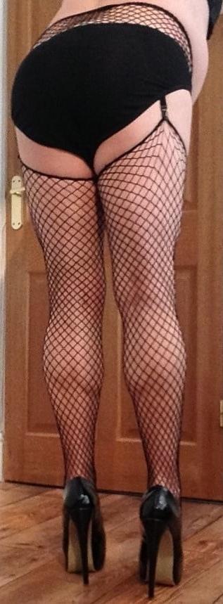 25P fishnet thigh highs &amp; 6 inch heels