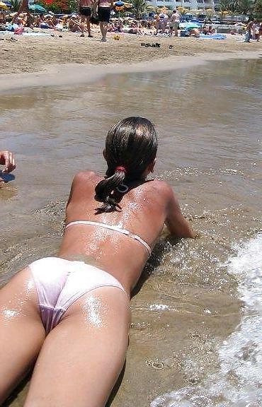 25P Mixed nude beach pics 3
