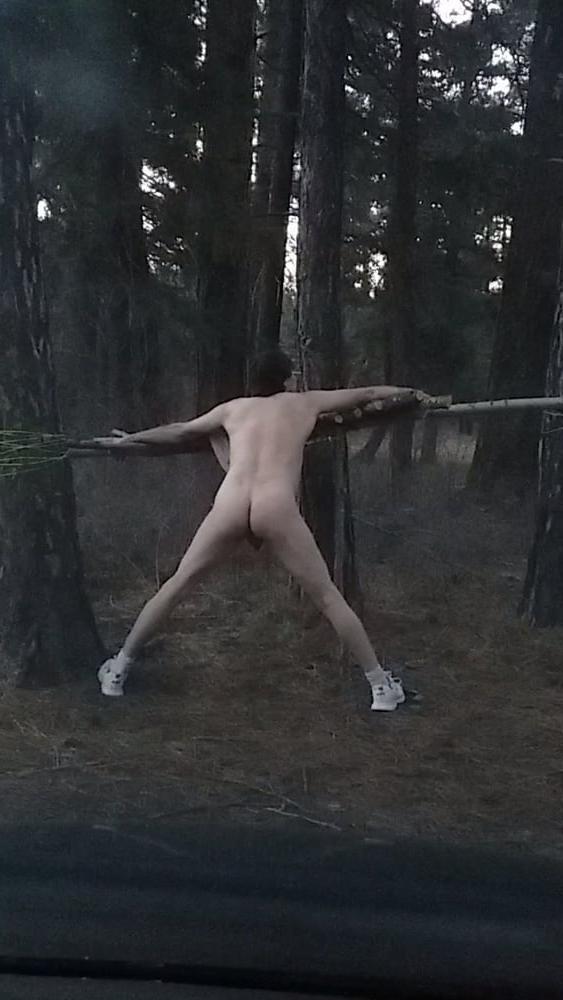 6P Walking around camp sites nude