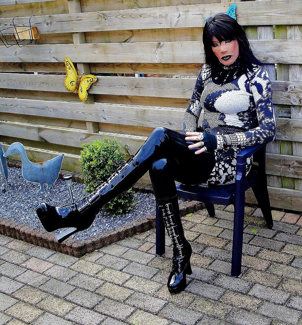 14P Latex forever