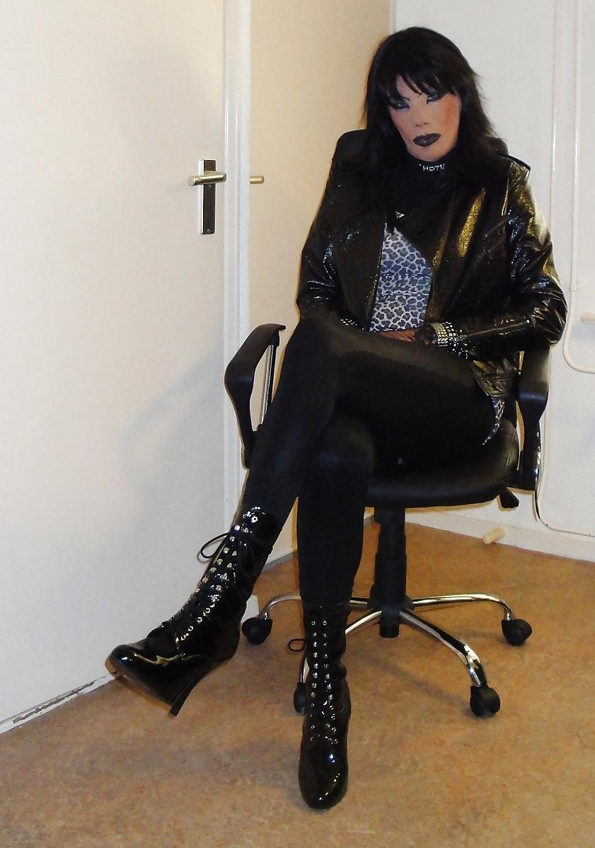 14P Latex forever