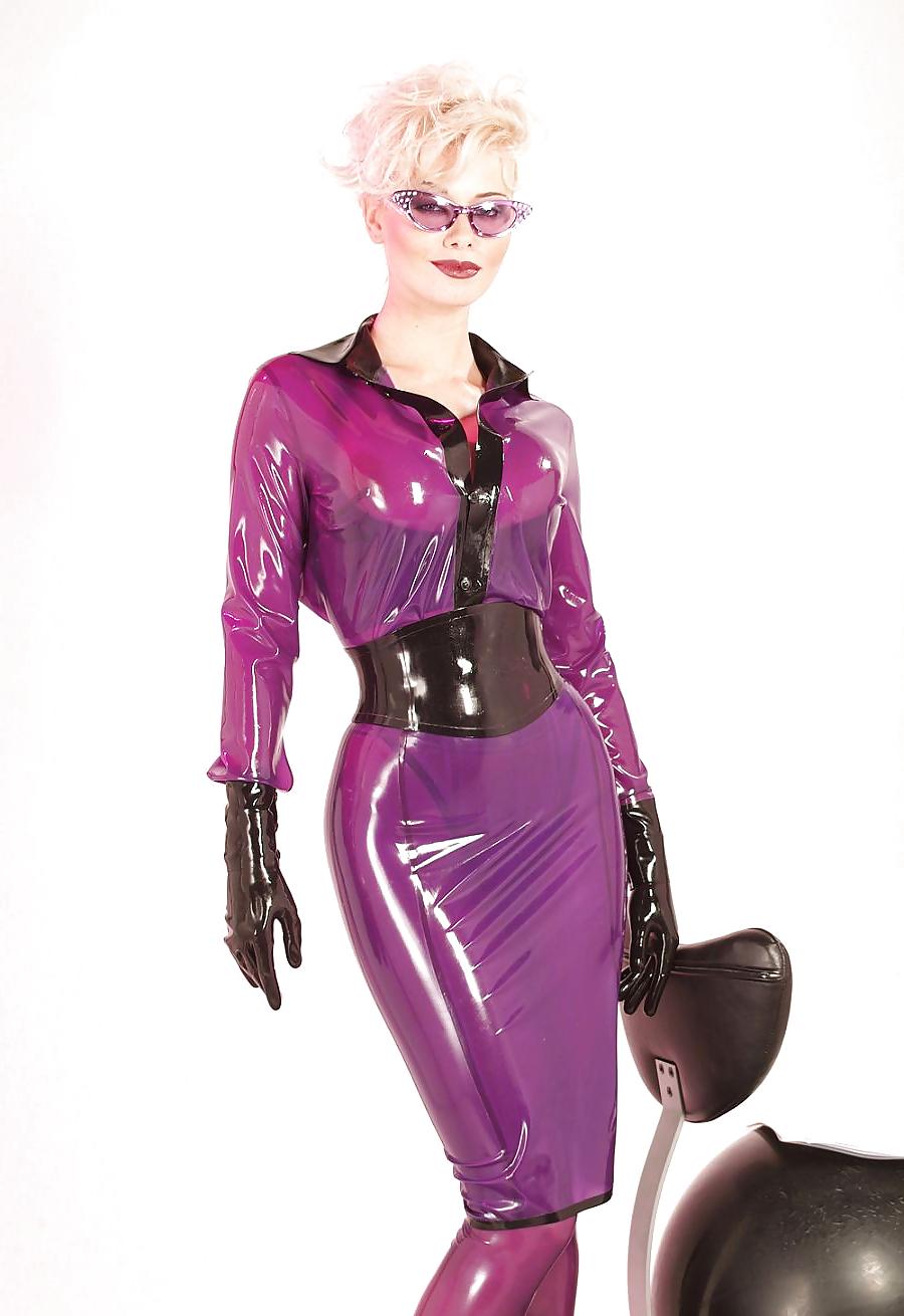 25P Latex 16