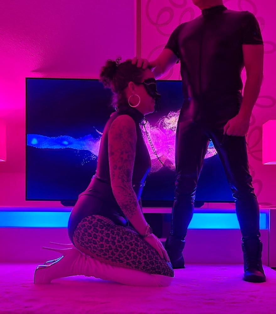 12P BDSM
