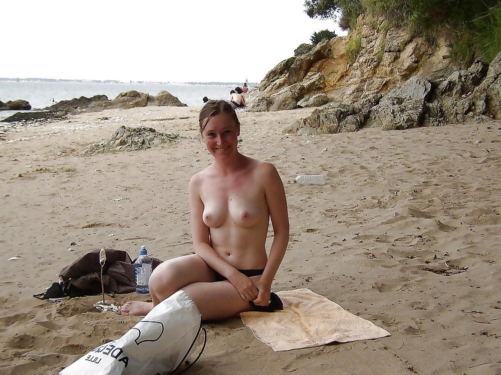 25P Naked at the nude beach