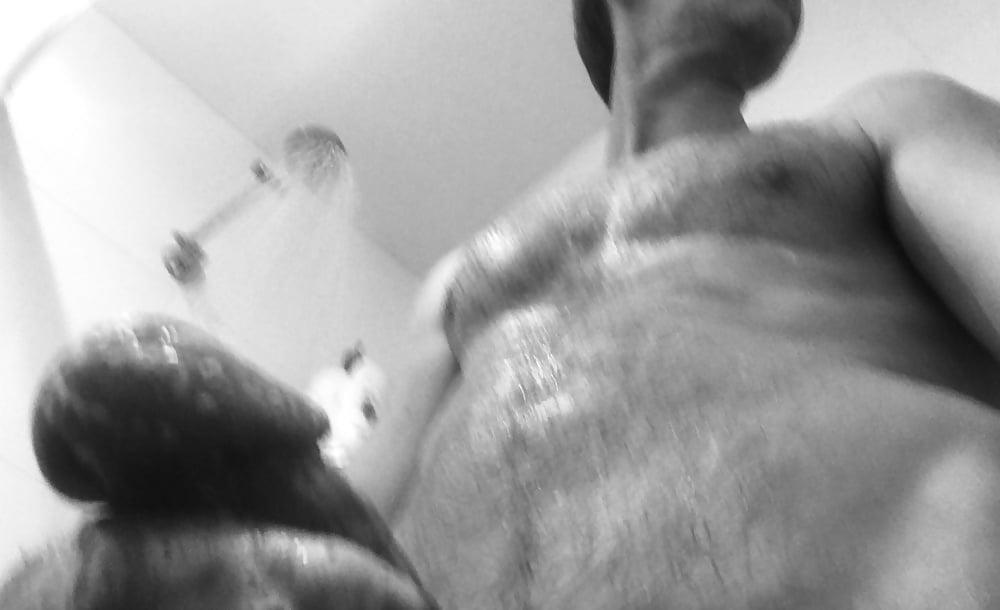 16P Black and White