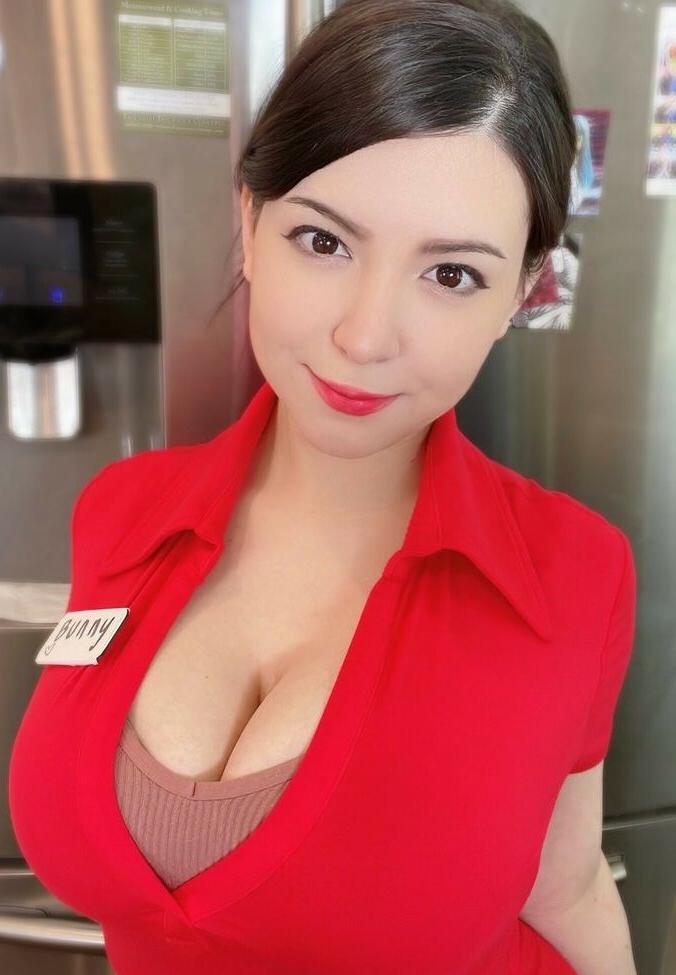 25P Bunny Ayumi nude