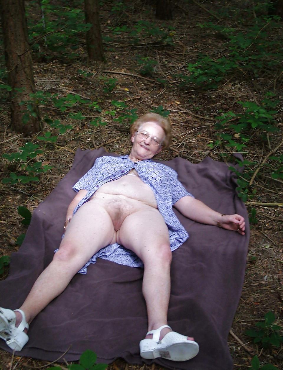 24P Hairy Moms And Grandmas 45