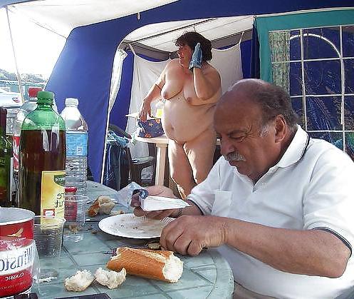 16P Older nudist
