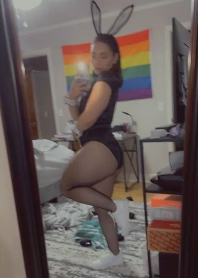 20P La_bunny nude