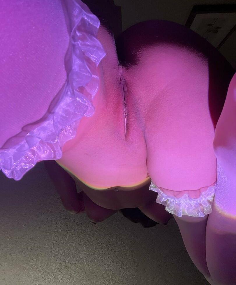 25P Little Bunny nude