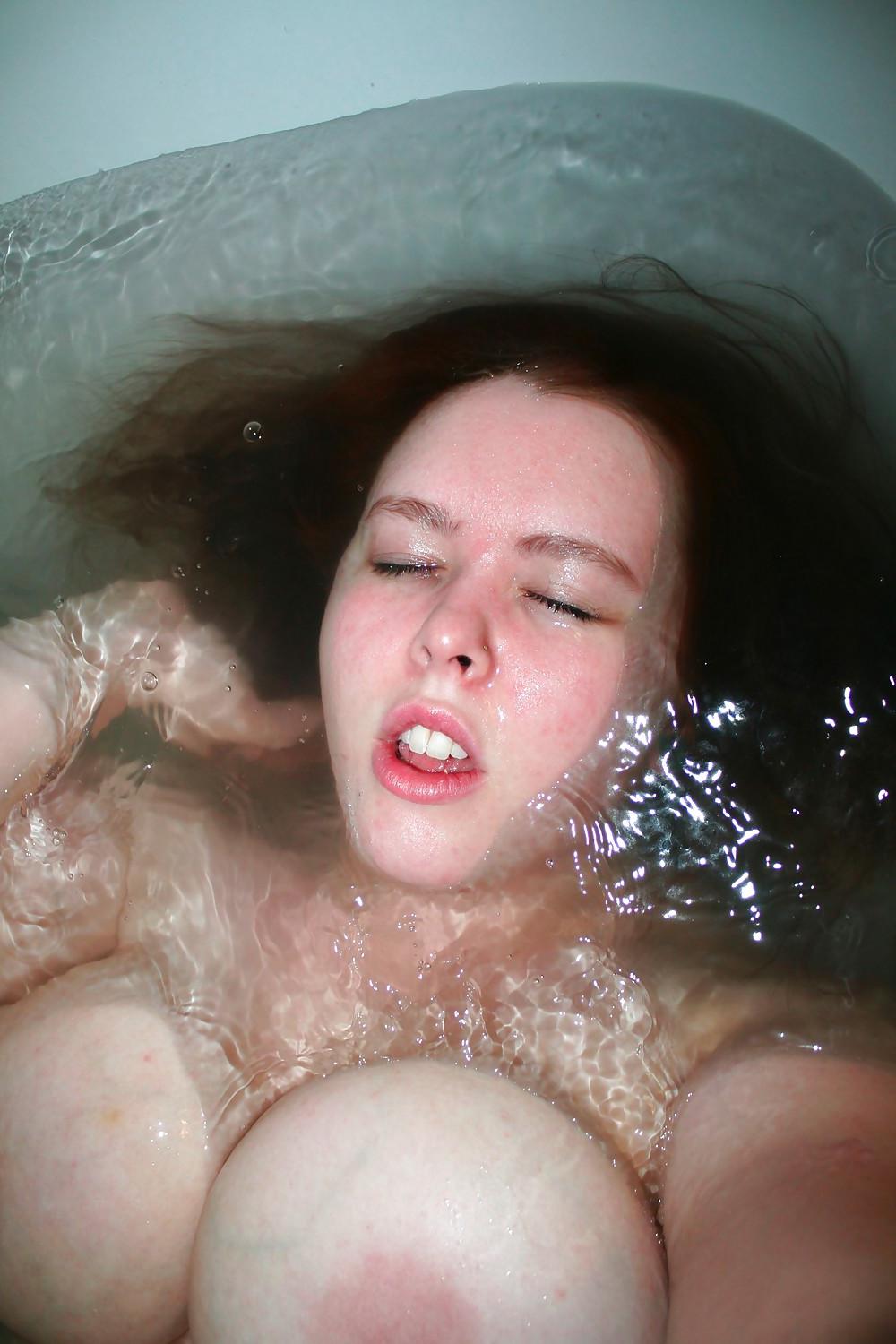 16P Teen Plumper WonderWoman - WOW