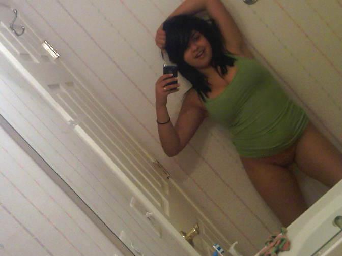 19P Busty Latina