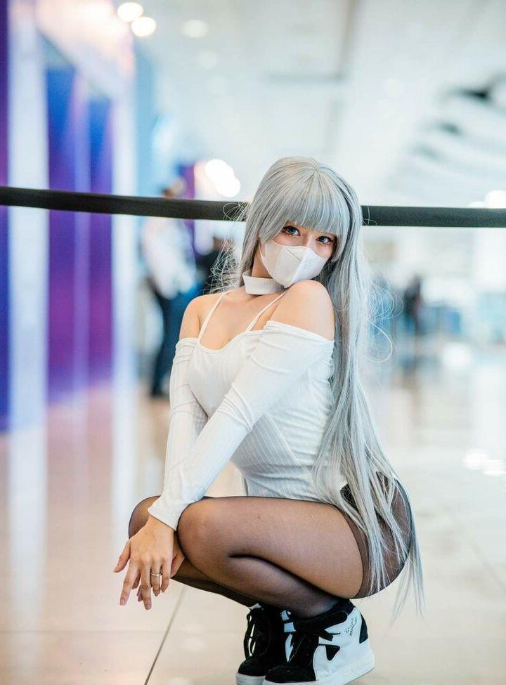 16P Sammi Bunny nude