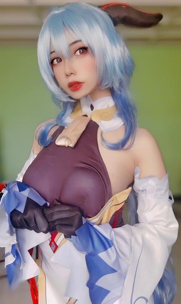 16P Sammi Bunny nude