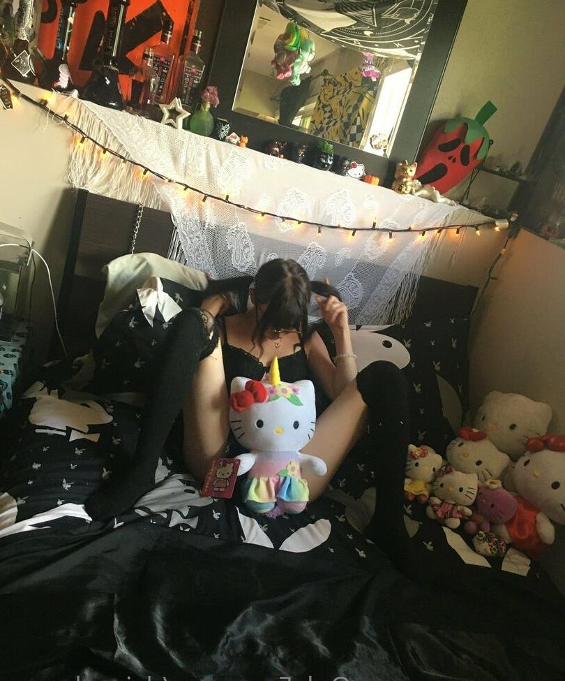 25P Dying_bunny nude