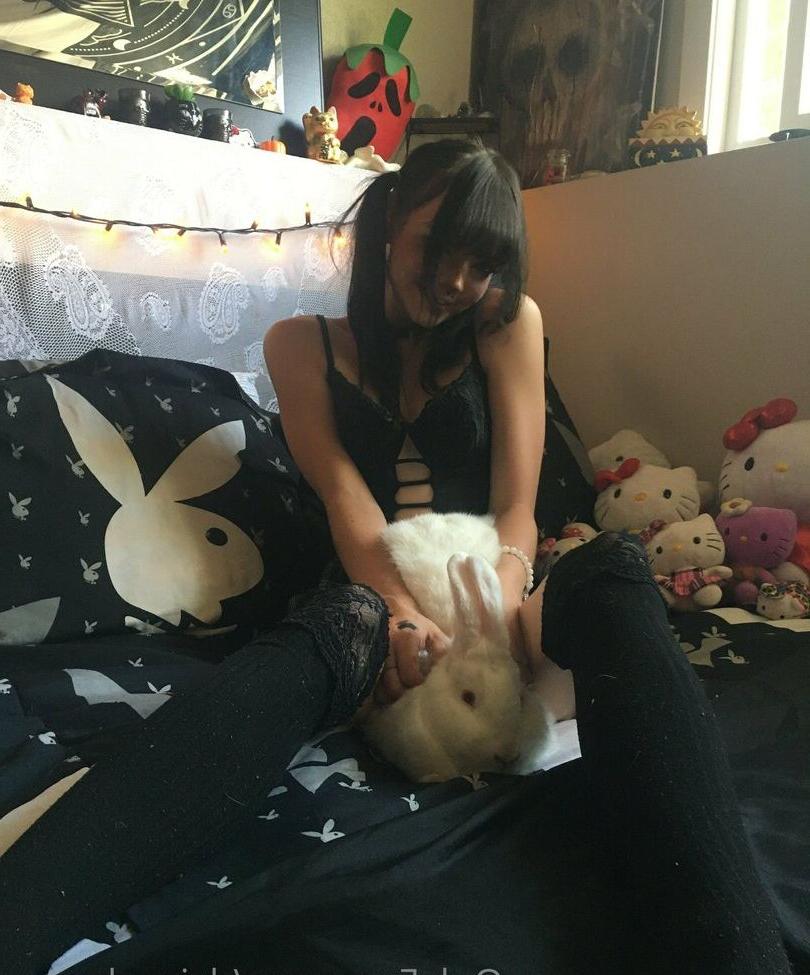 25P Dying_bunny nude