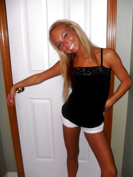 23P High-School-Teenager Lea