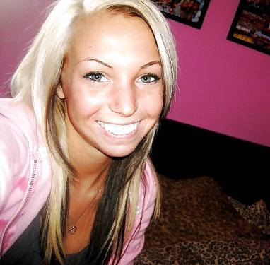 23P High-School-Teenager Lea