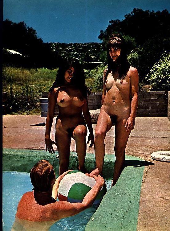 23P Retro Nudist, Nudisme (Request)