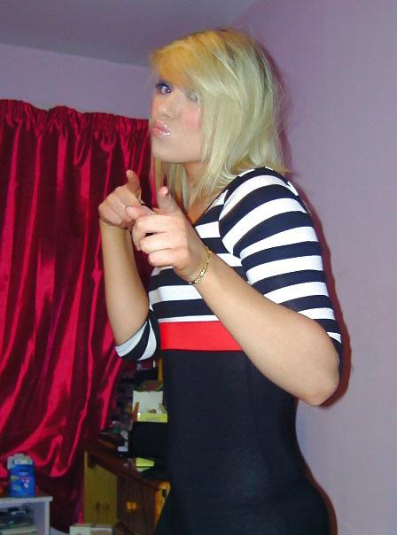 9P Hot blond teen
